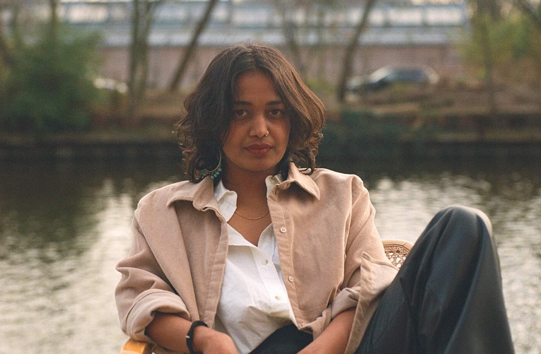 Avantika Tibrewala, theatermaker en actrice, artists in residency TIP, tijdens Explorez 2024