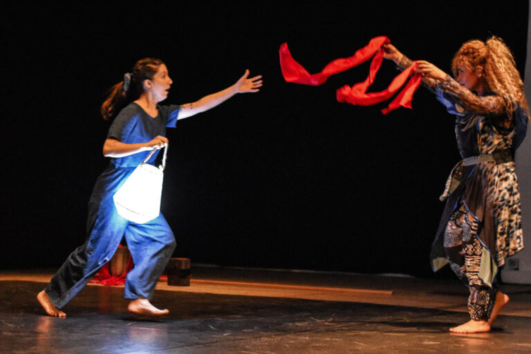 WATER reist af naar Itali&euml; voor Teatro a Pedali Festival &ndash;ExploreZ International Tour